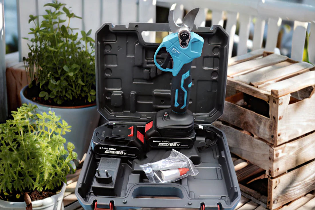 Aku makaze za rezanje voća