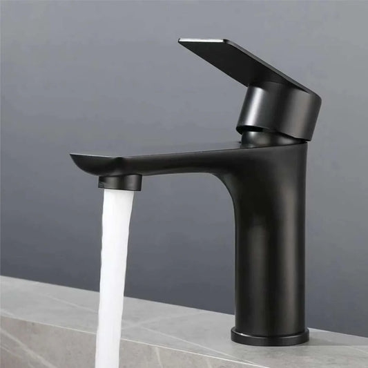 Moderna slavina za umivaonik